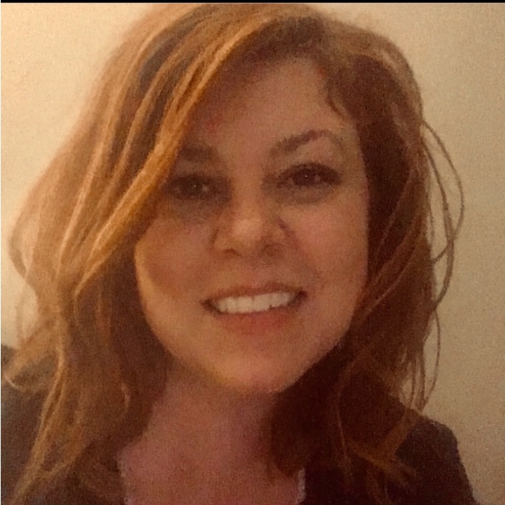 Meet your Posher, Julia